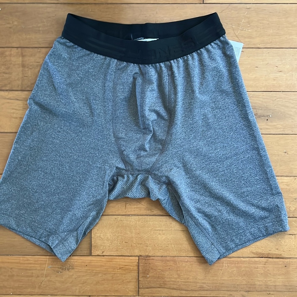NWT M, XL Hanes Sport Grey Athletic Compression Shorts Performance Stretch